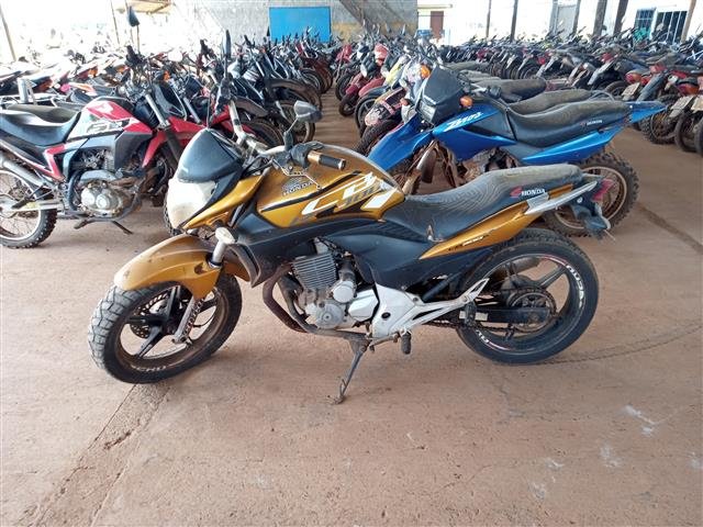 HONDA CB 300R ANO 2009/2010 HONDA CB 300R ANO 2009/2010